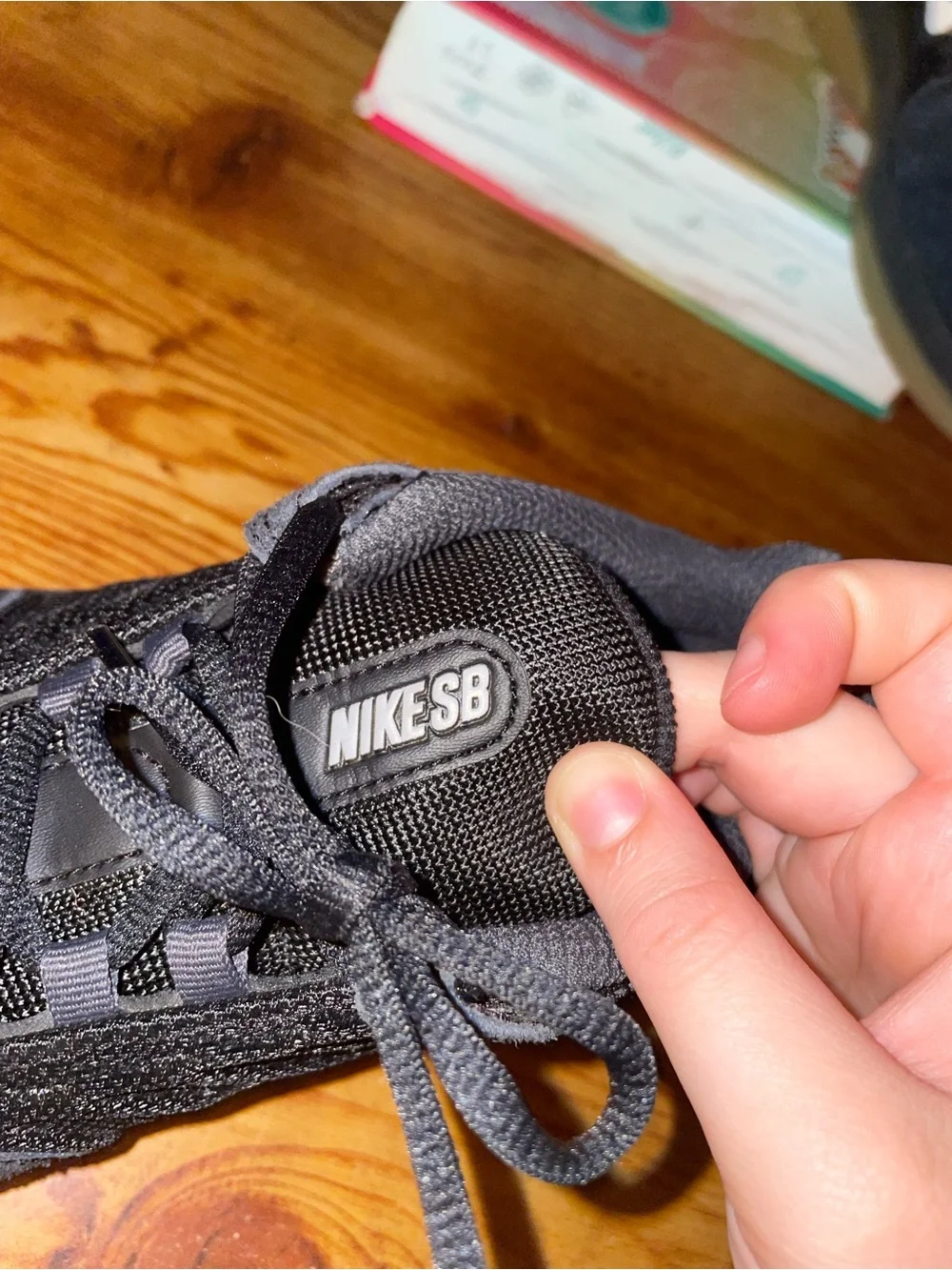 Nike Men’s Black Low-Top Athletic Sneakers